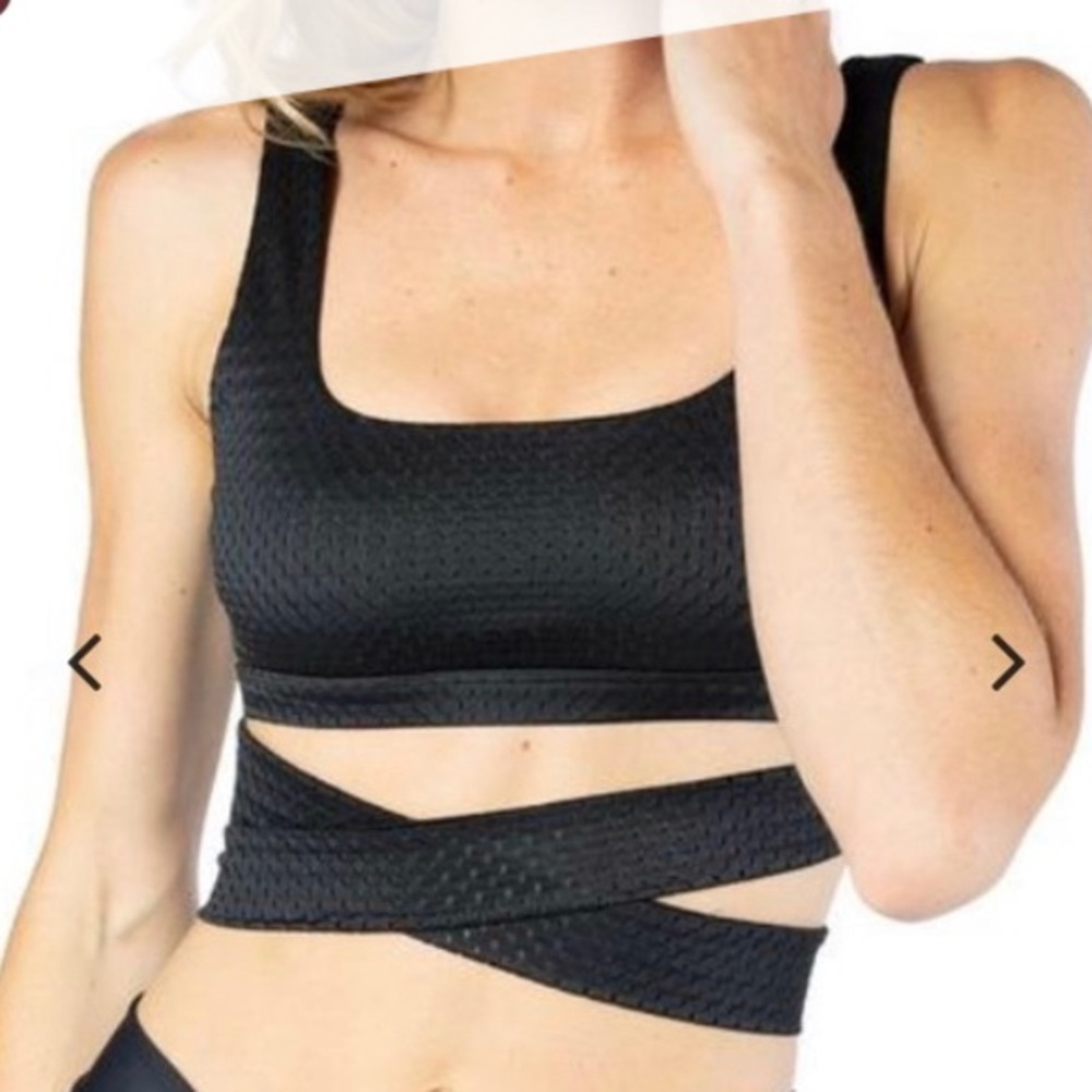 COPY - Chill by will sports bra/ crop tie